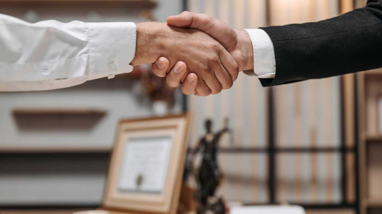 Key Factors in Choosing the Right Personal Injury Lawyer